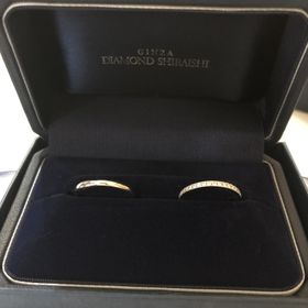 【銀座ダイヤモンドシライシの口コミ】 色んなブランドを見学して周り、毎回ハーフエタニティーのリングに惹かれ…