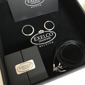 【エクセルコダイヤモンド(EXELCO DIAMOND)の口コミ】 色々な店舗を見てきましたが、
女性側男性側の両方が合ったものというのが…