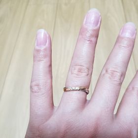 【銀座ダイヤモンドシライシの口コミ】 ピンクゴールドとプラチナのコンビのものが欲しくて探しました。色々な指…