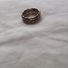 【Wailea(ワイレア)の口コミ】 一生身につけるものなので、オーダーメイドリングを作りたい気持ちがあり…