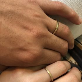 【CRAFY(クラフィ)の口コミ】 シンプルから沢山の形があり、イニシャルや石もつけられる！自分たちのオ…