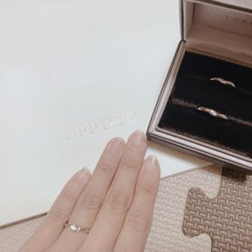 【アイプリモ(I-PRIMO)の口コミ】 婚約指輪は自分の指のサイズとダイヤモンドのサイズを考え、小さめのダイ…