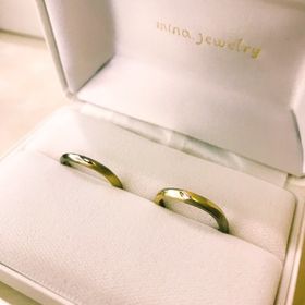 【mina.jewelry(ミナジュエリー)の口コミ】 結婚指輪は、結婚してから長く着用するものになります。
自分たちがずっと…