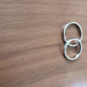 【アイプリモ(I-PRIMO)の口コミ】 ストレートですが、ラインが入っており、指がスッキリ見えました。また女…