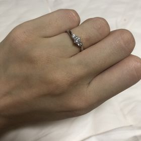【俄(にわか)】の口コミ 婚約指輪として、彼が選んで購入してくれました。144カットといって、た...