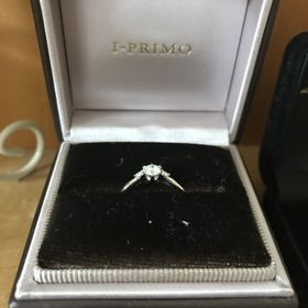 【アイプリモ(I-PRIMO)の口コミ】 決めては、デザインです。メレダイヤがついていて、シンプルだけど、少し…