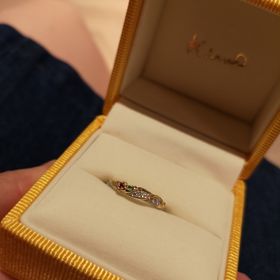 【ケイウノ ブライダル(K.UNO BRIDAL)の口コミ】 イニシャルがこっそり隠れている点。
パッと見ただけでは分からないところ…