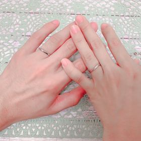 【銀座ダイヤモンドシライシの口コミ】 シンプルで高級感のあるデザインでした。シンプルな中でもちょっとしたア…