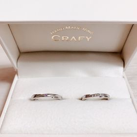 【CRAFY(クラフィ)の口コミ】 デザインは彼女の意見を尊重し、捻れ？を入れました！
ダイヤとアメジスト…