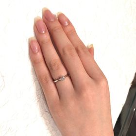 【ラザール ダイヤモンド(LAZARE DIAMOND)の口コミ】 当初は他店のゴールドでファッションリングに近いものが第一候補でした。
…