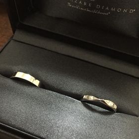 【ラザール ダイヤモンド(LAZARE DIAMOND)の口コミ】 何店舗か回ってもなかなかコレ！という指輪に出会えなかったのですが、可…