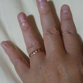 【ESTELLE(エステール)の口コミ】 シンプルかつリーズナブルで・・こったデザインでもなく日常的に使いたか…