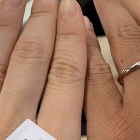 【アイプリモ(I-PRIMO)の口コミ】 ウェーブのデザインでダイヤモンドの散りばめられたデザインでした。３つ…