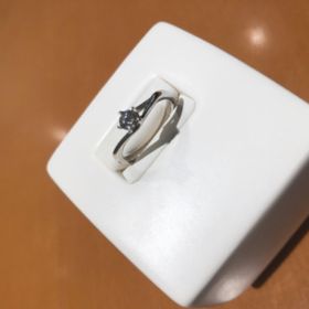 【俄(にわか)の口コミ】 もともとは個性的なV字のラインのリングを探しており、和風の雰囲気も上品…