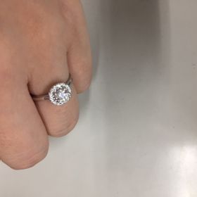 【宝寿堂(ほうじゅどう)の口コミ】 ダイヤモンドがGIAのきちんとしたものであること。にもかかわらず、価格が…