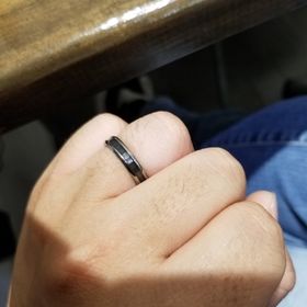 【輪-RIN-の口コミ】 シンプルで嫌味がなく、デザインが良かったことと、金属アレルギーの人に…