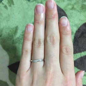 【銀座ダイヤモンドシライシの口コミ】 ダイヤモンドの大きさがちょうどよく(大きく派手すぎず)輝きがあってとて…