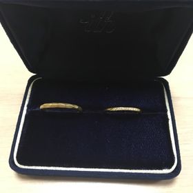 【ith(イズ)の口コミ】 お互いの好みの指輪があったからです。私の指輪はハーフエタニティで、石…