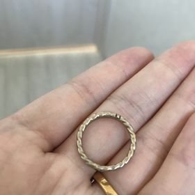 【市松の口コミ】 人とは違うデザインが良くて、ねじりを入れてもらいました。ぱっと見はシ…