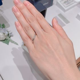 【銀座ダイヤモンドシライシの口コミ】 ウェーブもきつくなく、程よくキラキラしていて、シンプル過ぎず、派手過…