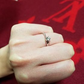 【俄(にわか)の口コミ】 初々しい気持ちを忘れないようにと、この初桜を選びました。結婚指輪も婚…