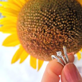 【アイプリモ(I-PRIMO)の口コミ】 シンプルなもので、少しデザイン性もある指輪でダイヤモンドも並んでいて…