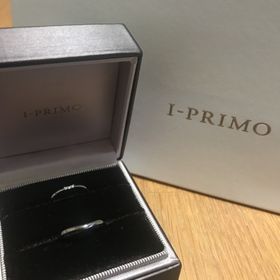 【アイプリモ(I-PRIMO)の口コミ】 手が小さいので、細身の指輪がよくて
何種類も試着しましたが、候補はいく…