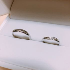 【ギンザタナカブライダル(GINZA TANAKA BRIDAL)の口コミ】 元々はシンプルなストレートタイプのリングを探していたのですが、試着を…
