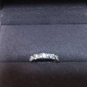 【ショーメ(CHAUMET)の口コミ】 結婚指輪は婚約指輪とは違い、いつもつける物なので、凝ったデザインにし…