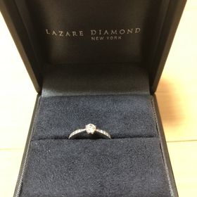 【ラザール ダイヤモンド(LAZARE DIAMOND)の口コミ】 ラヴィンの指輪を購入しました。ラザールダイヤモンドならではのダイヤの…
