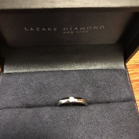 【ラザール ダイヤモンド(LAZARE DIAMOND)の口コミ】 デザイン性が良かったこと、指輪の強度が優れていたことが決めてになりま…