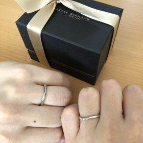 【ラザール ダイヤモンド(LAZARE DIAMOND)の口コミ】 職場でも付けられるような、落ち着いたデザインのものを探していました。
…