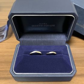 【銀座ダイヤモンドシライシの口コミ】 付けた瞬間にこれだ！とときめいた指輪でした。シンプルだけど可愛い指輪…
