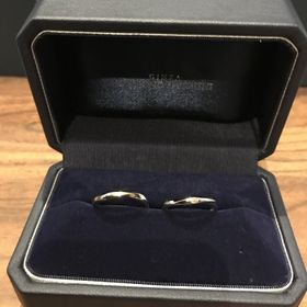 【銀座ダイヤモンドシライシの口コミ】 店員さんがわたしたちの手を見て、合う物を選んでくださいました。
初めは…