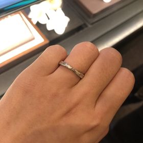 【PRIVATE BEACH(プライベートビーチ)の口コミ】 事前に画像で見ていたよりも華奢な印象でしたが、それが指を細く長く見せ…