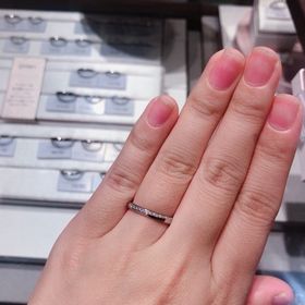 【アイプリモ(I-PRIMO)の口コミ】 他店にないデザインでした！かなり多くのダイヤモンドを斜めに入れる技術…