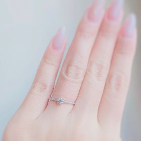 【YUKA HOJO(ユカホウジョウ)の口コミ】 今まで数々のジュエリーショップに行ったけど細いリングっていうのがあま…