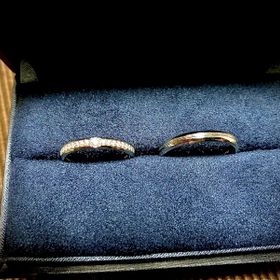 【ラザール ダイヤモンド(LAZARE DIAMOND)の口コミ】 エタニティーで探していたのですが
ペアのデザインが気に入ったためこちら…