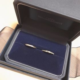 【銀座ダイヤモンドシライシの口コミ】 ダイヤはしっかり使われていますが、キラキラが目立ち過ぎないシンプルな…