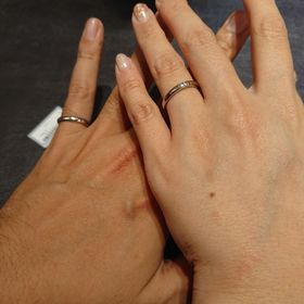 【TRECENTI(トレセンテ)の口コミ】 「シンプル」かつ「普段使いができる」指輪という条件で探しました。まさ…