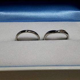 【GALA JEWELRY(ガラジュエリー)の口コミ】 シンプルでなるべく価格の安いものを探していました。
他のブランド店との…