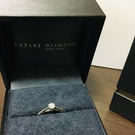 【ラザール ダイヤモンド(LAZARE DIAMOND)の口コミ】 シンプルな指輪重視で探してました。
シンプルかつ、王道な指輪こそ、品質…