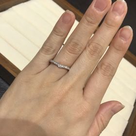 【TRECENTI(トレセンテ)の口コミ】 まず第一に、指輪のつけ心地がほかのブランドさんと全くちがいます。指に…
