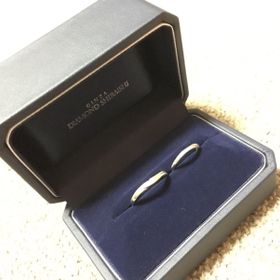 【銀座ダイヤモンドシライシの口コミ】 指が細身なので、デザインも細身の方が合うなと思ったのでスターリーを購…