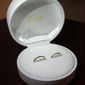 【L'or(ロル)の口コミ】 夫婦ともに指輪に興味がなかったので、知識やどれがいいとか全然わからず…