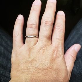 【アイプリモ(I-PRIMO)の口コミ】 デザインが素晴らしかった。メンズにも内側にダイヤが入っていてなかなか…