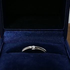 【銀座ダイヤモンドシライシの口コミ】 彼からプロポーズリングでとても美しいダイヤいただき、そのダイヤをエバ…