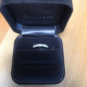 【ティファニー(Tiffany & Co.)の口コミ】 婚約指輪を兼ねての結婚指輪だったので、ちょっとだけ豪華なものにしたい…