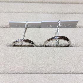 【TRECENTI(トレセンテ)の口コミ】 着け心地が良くて、長く着用しても気にならないと思います。
また、斜めに…