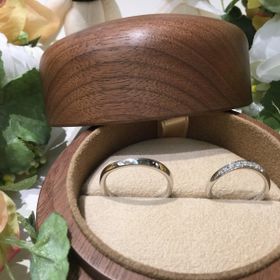 【COLANY(コラニー)の口コミ】 華やかさもありますが、シンプルなデザインが良くこちらに決めました。サ…